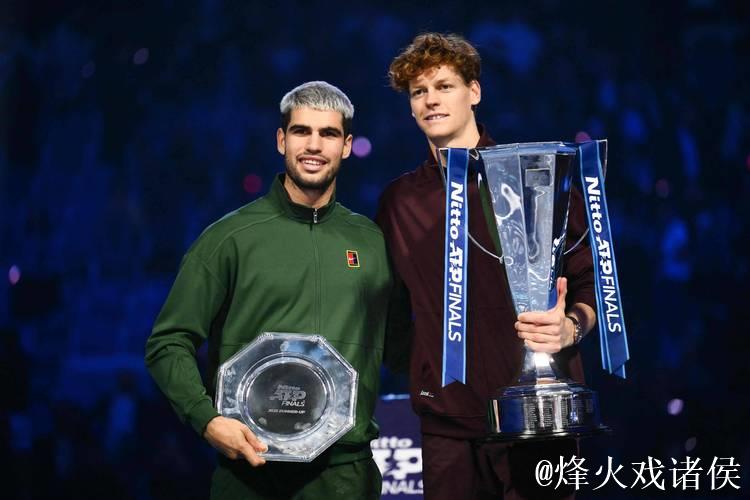 ATP总决赛-阿尔卡拉斯两盘完胜阿利亚西姆 将与辛纳争夺冠军 ATP总决赛-阿尔卡拉斯两盘完胜阿利亚西姆 将与辛纳争夺冠军