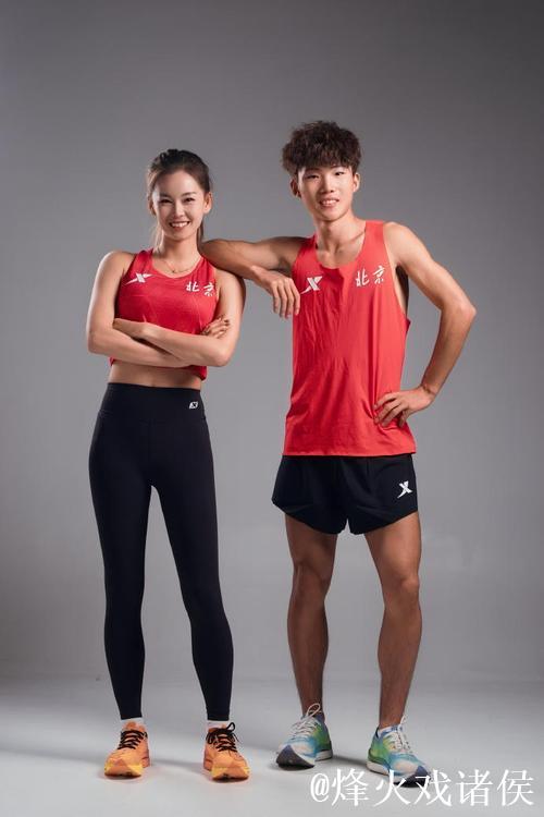 杨家玉与石升吉联手夺得马拉松竞走混合接力冠军 杨家玉与石升吉联手夺得马拉松竞走混合接力冠军